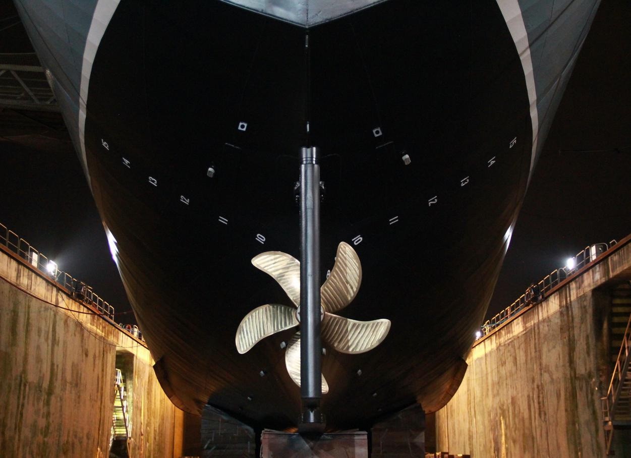 Polarfront’s new five-blade propeller, in dry dock